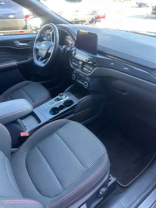 Ford Kuga 2.5 Hybrid ST-Line