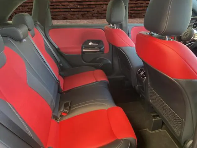 Mercedes-Benz B 200 Night Star