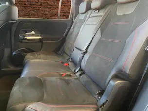 MERCEDES-BENZ GLB 250 AMG Line 4 MATIC