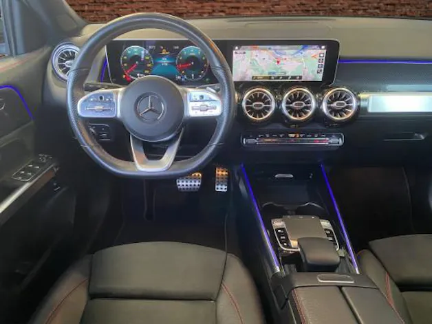 Mercedes-Benz GLB 250 AMG Line 4 MATIC
