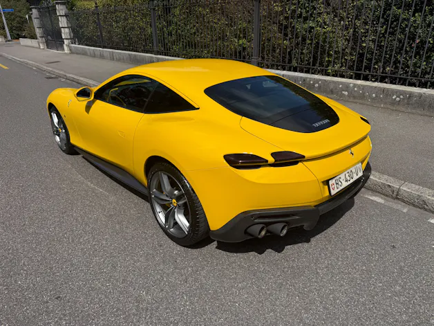 Ferrari Roma 3.9 V8 T