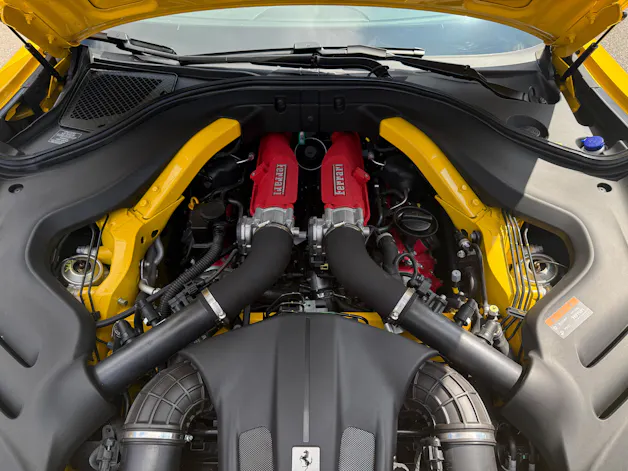 Ferrari Roma 3.9 V8 T