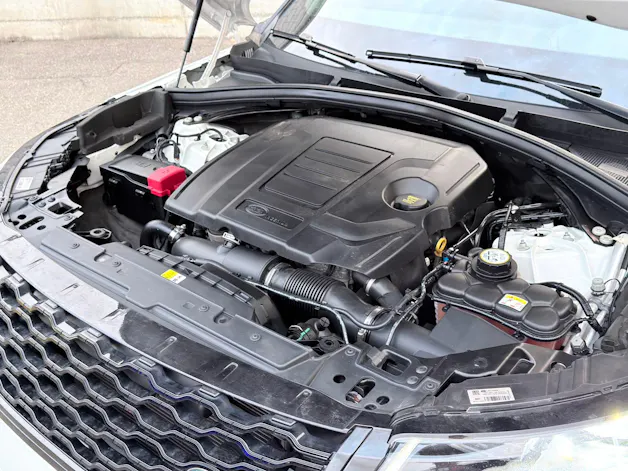 Land Rover Range Rover Velar 2.0 T R-Dynamic SE