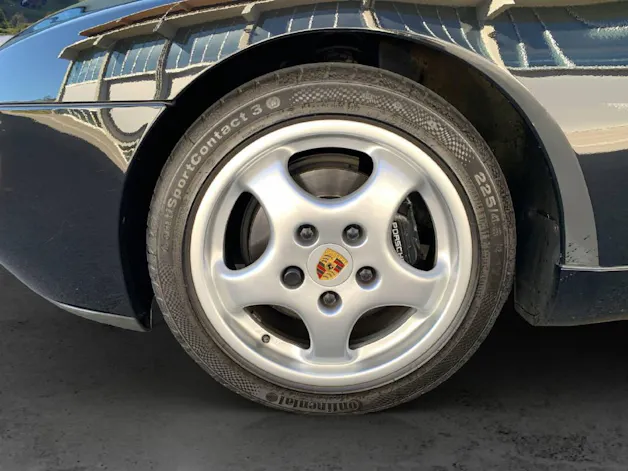 Porsche 968