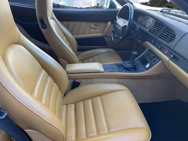 Porsche 968