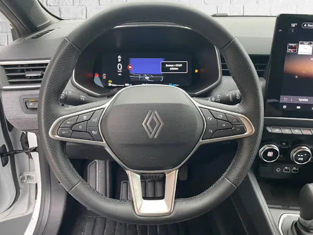 Renault Clio 1.6 E-Tech techno
