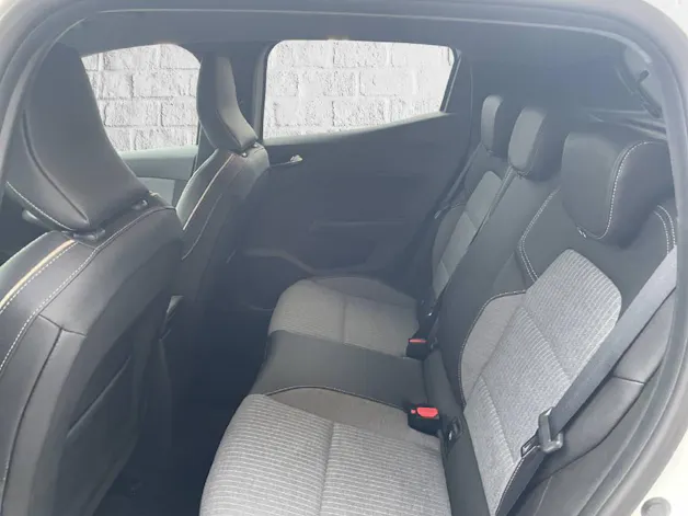 Renault Clio 1.6 E-Tech techno
