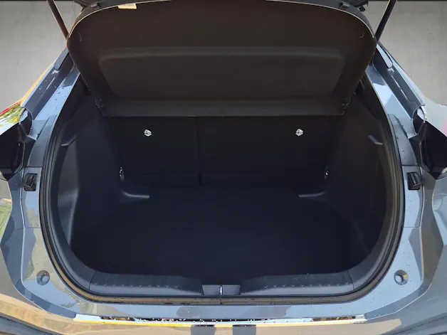 Toyota C-HR 2.0 HEV Trend 4x4