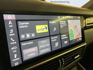 PORSCHE Cayenne Turbo S E-Hybrid
