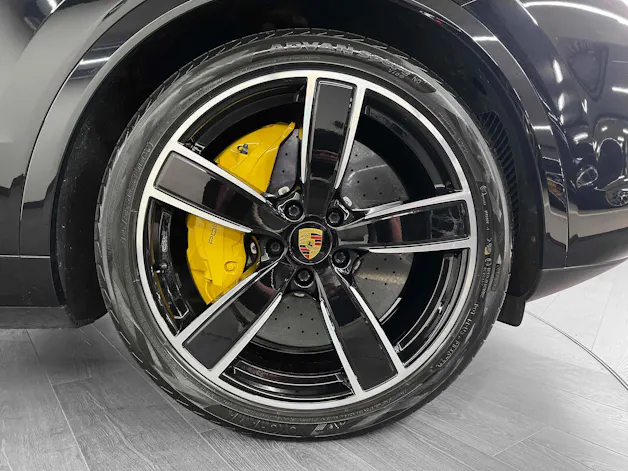 Porsche Cayenne Turbo S E-Hybrid