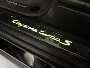 PORSCHE Cayenne Turbo S E-Hybrid