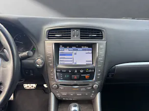 Lexus IS Cabriolet 250C Edition