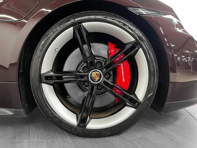 Porsche Taycan GTS
