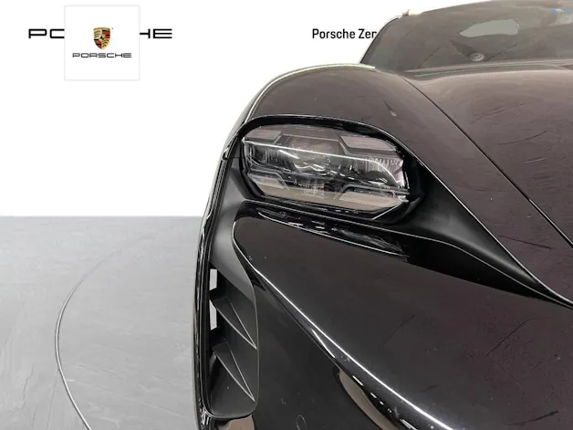 Porsche Taycan GTS Sport Turismo