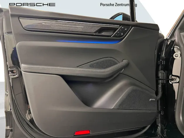 PORSCHE Macan Turbo