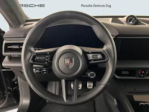 PORSCHE Macan Turbo