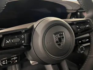 PORSCHE Macan Turbo