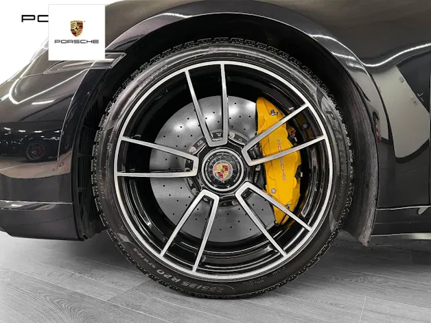 Porsche 911 Turbo S