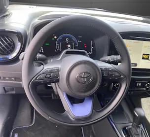 Toyota Aygo X 1.5 VVT-i HSD Style