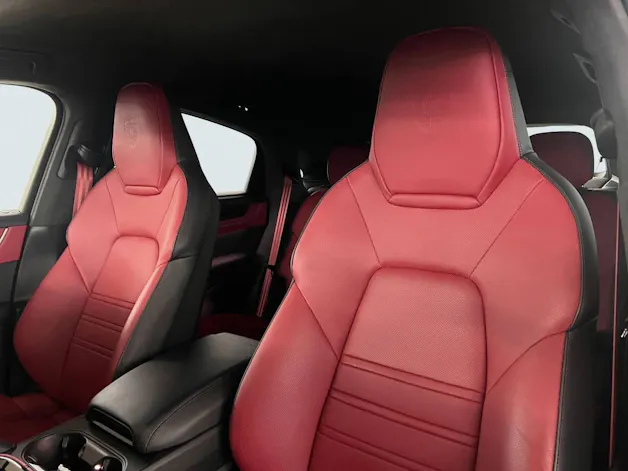Porsche Cayenne Turbo E-Hybrid Coupé mit GT-Paket