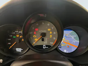 PORSCHE 718 Cayman GT4 RS