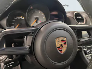 PORSCHE 718 Cayman GT4 RS