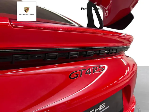 Porsche 718 Cayman GT4 RS