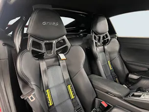 PORSCHE 718 Cayman GT4 RS