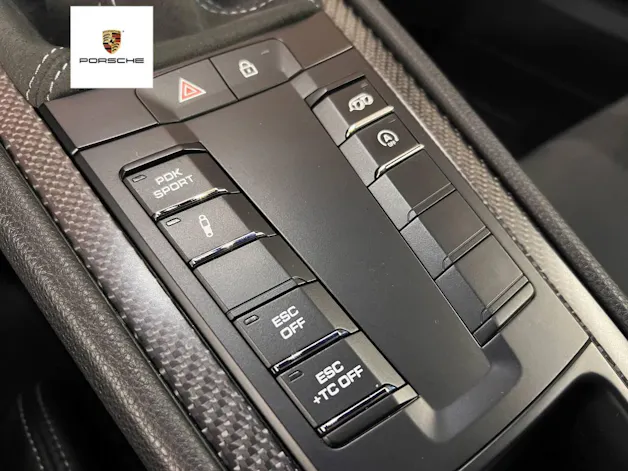Porsche 718 Cayman GT4 RS