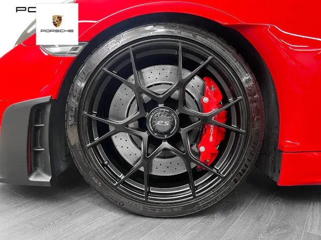 Porsche 718 Cayman GT4 RS