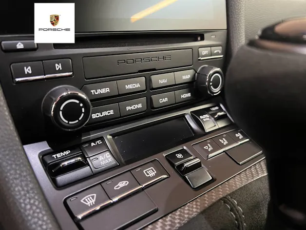 Porsche 718 Cayman GT4 RS