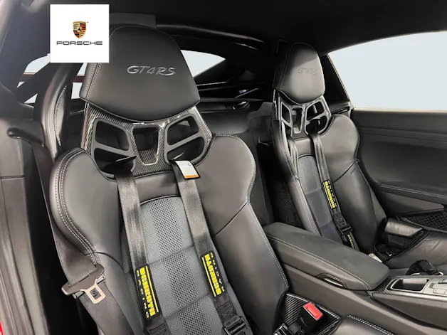 Porsche 718 Cayman GT4 RS