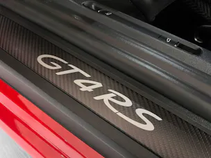 PORSCHE 718 Cayman GT4 RS