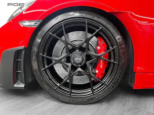 PORSCHE 718 Cayman GT4 RS