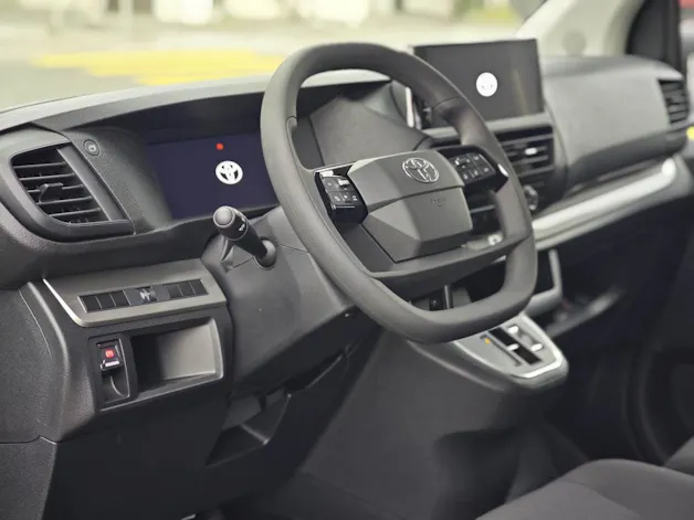 Toyota PROACE Van L1 75KWh Advanced