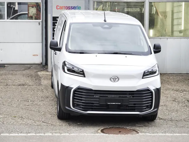 Toyota PROACE Van L1 75KWh Advanced