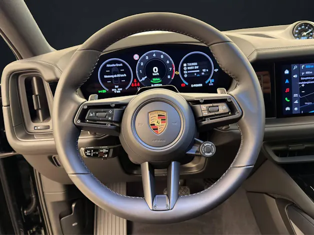 Porsche Cayenne E-Hybrid Coupé Black Edition