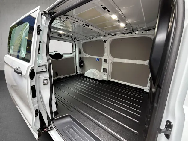 FORD E-Transit C Van 320 L1 Trend