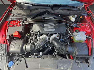 Ford Mustang Coupé 5.0 V8 Dark Horse