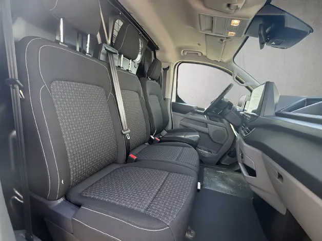 Ford Transit C Van 320 L1 2.0 EcoBlue 136 Trend
