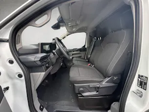 FORD Transit C Van 320 L1 2.5 Duratec 233 Trend PHEV