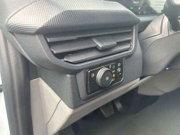 Ford Transit C Van 320 L1 2.5 Duratec 233 Trend PHEV
