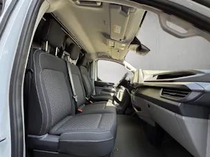 FORD Transit C Van 320 L1 2.5 Duratec 233 Trend PHEV
