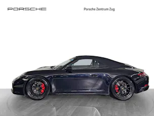 Porsche 911 Carrera 4 GTS Cabriolet