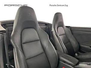 Porsche 911 Carrera 4 GTS Cabriolet