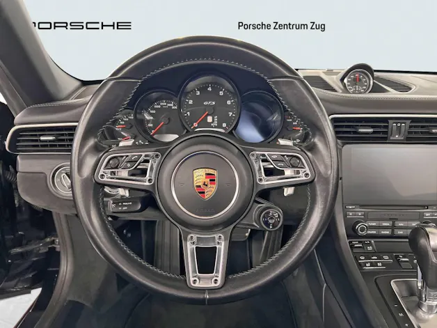 Porsche 911 Carrera 4 GTS Cabriolet