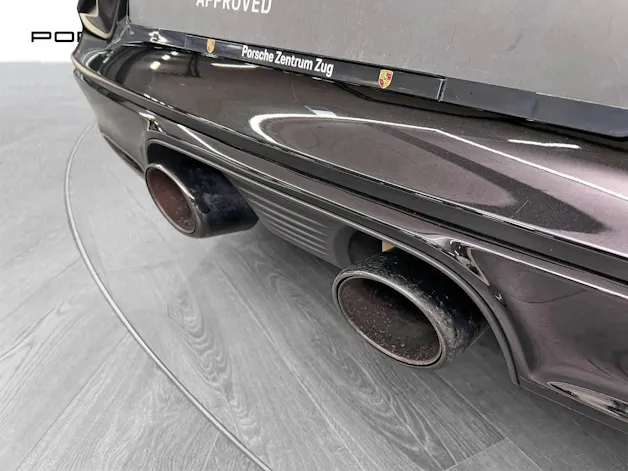 Porsche 911 Carrera 4 GTS Cabriolet