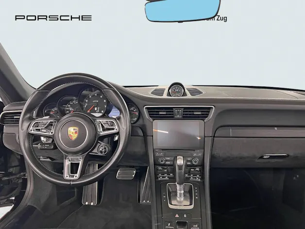 Porsche 911 Carrera 4 GTS Cabriolet