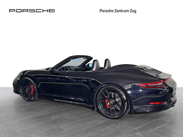 Porsche 911 Carrera 4 GTS Cabriolet