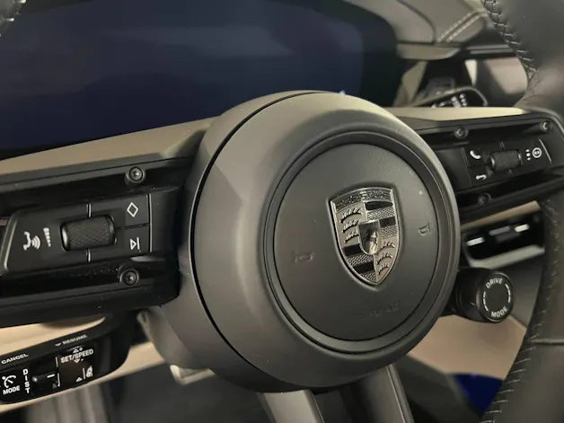 PORSCHE Macan Turbo